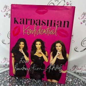 Kardashian konfidential book kardashians Kim khloe Kourtney pink kisses glitter